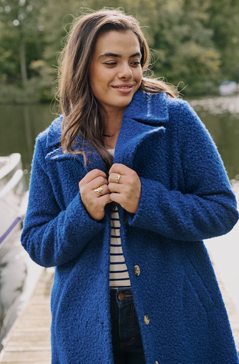 Blauer Mantel Lynn