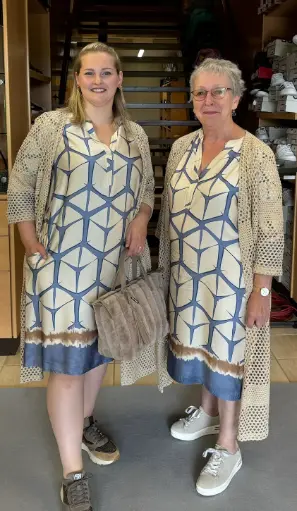 Kleid Barbara Blau